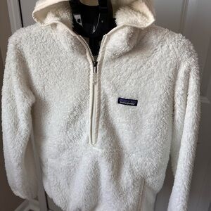 Patagonia Black and White Fleece Jacket